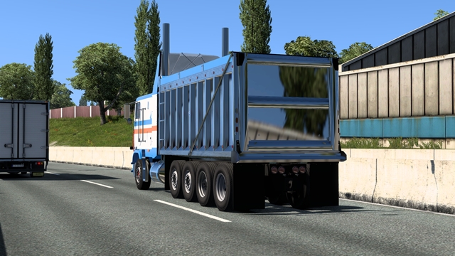 ETS2 1.58 - Freightliner FLB Custom Rear view